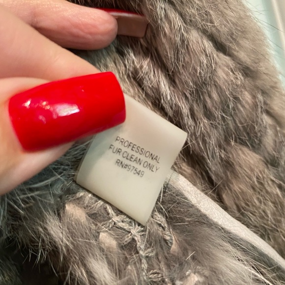 100% real Rabbit Fur Vest - Picture 7 of 7
